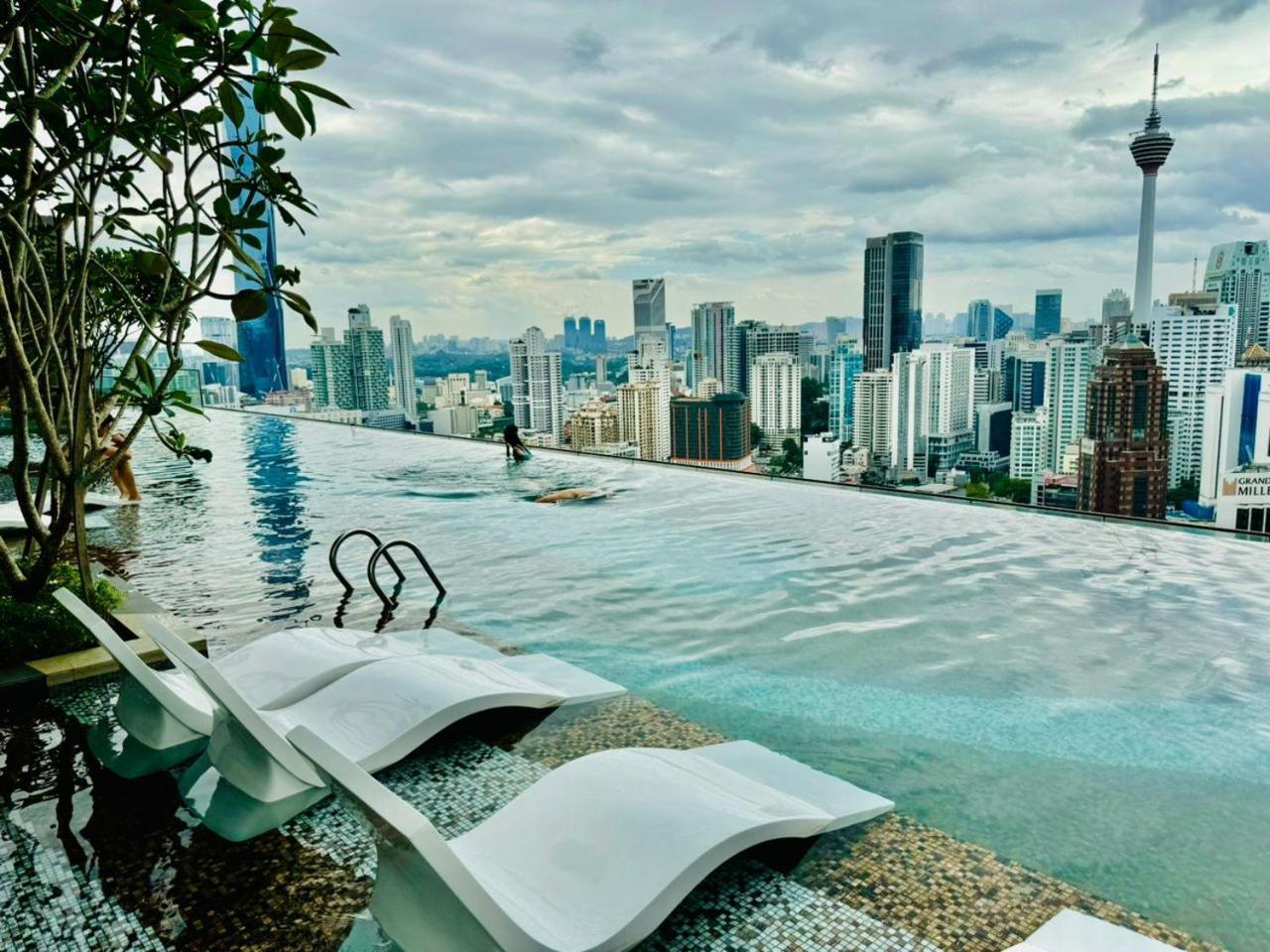 Luxury Suites At Axon Residence Kuala Lumpur Esterno foto