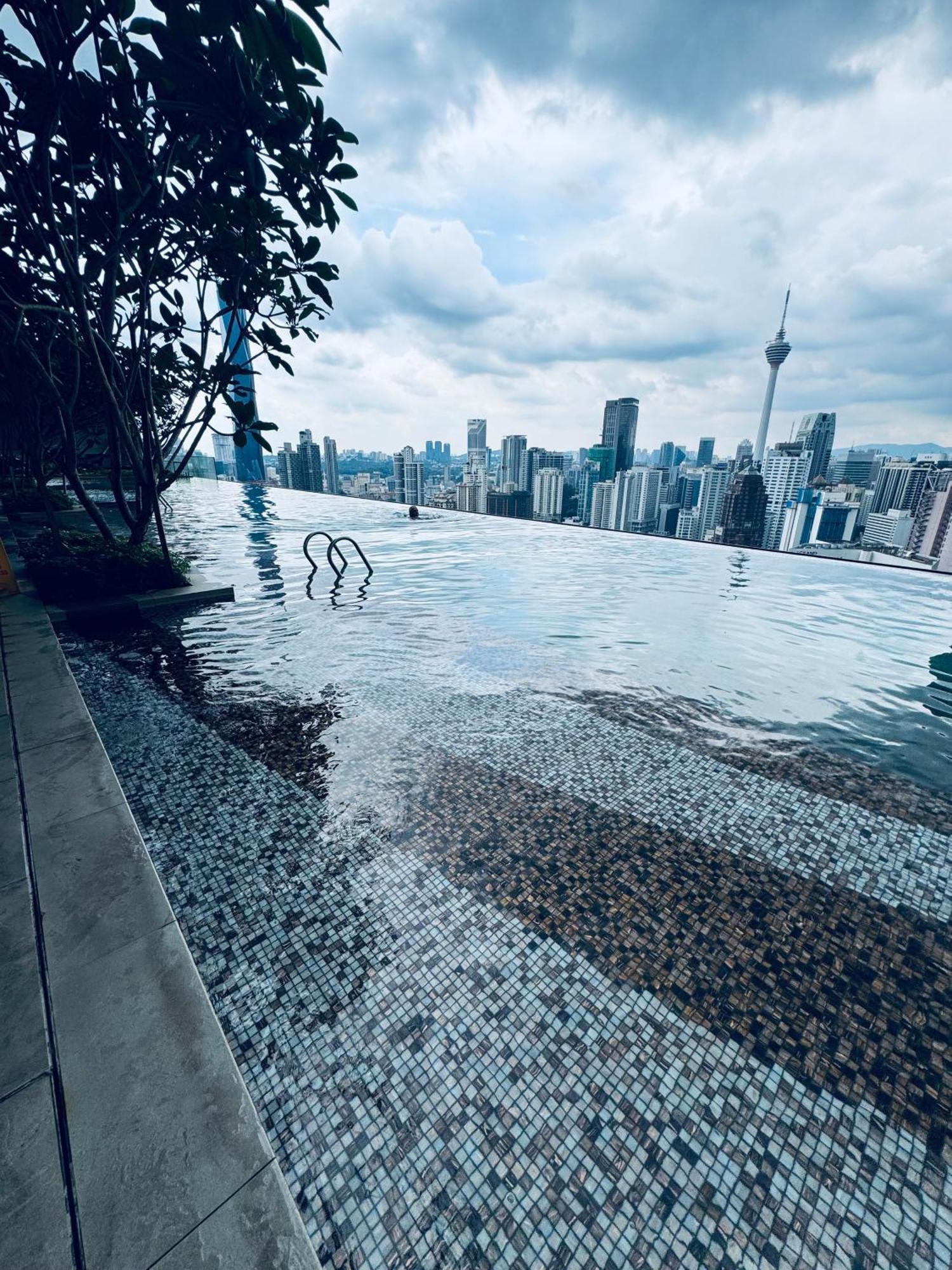 Luxury Suites At Axon Residence Kuala Lumpur Esterno foto